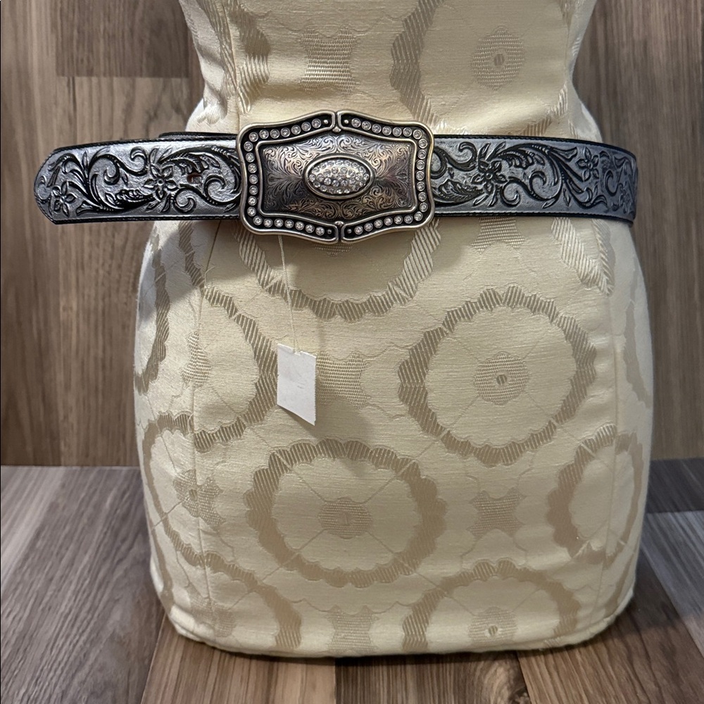 Justin Leather Belt Swarovski Crystals Silver Tooled Removable Buckle 34 NWT